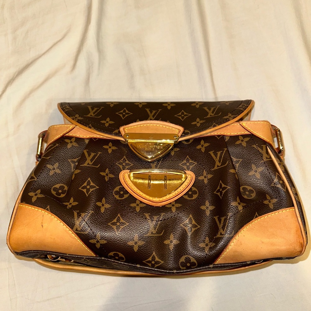 LV Beverly Monogram Canvas MM